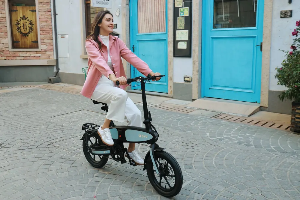 Vélo électrique DYU C2 bleu, cadre aluminium, 250W, 25km/h, batterie 48V 7.5Ah
