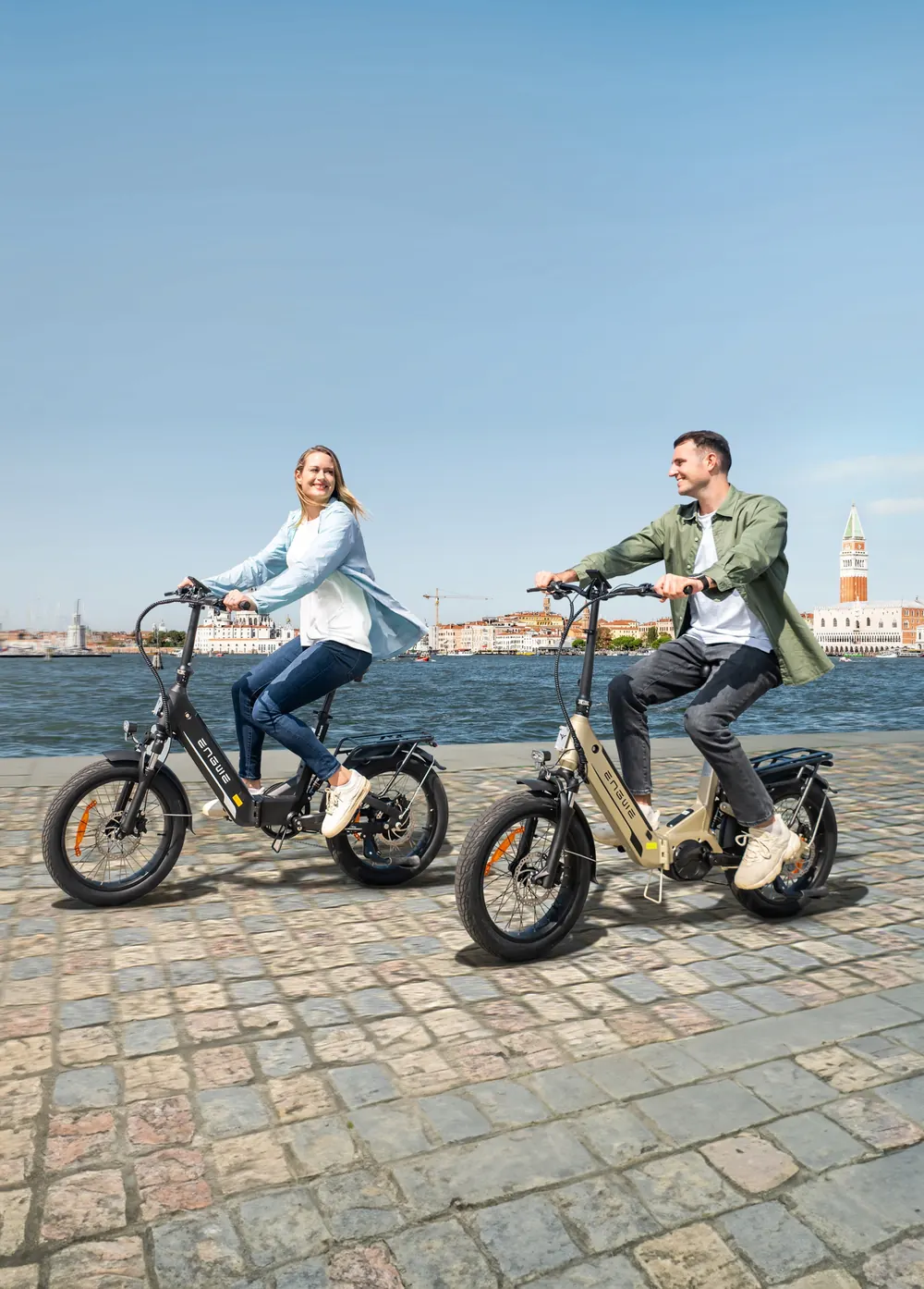 Vélo électrique pliant ENGWE L20 3.0 Pro avec moteur central 250W et batterie 15Ah